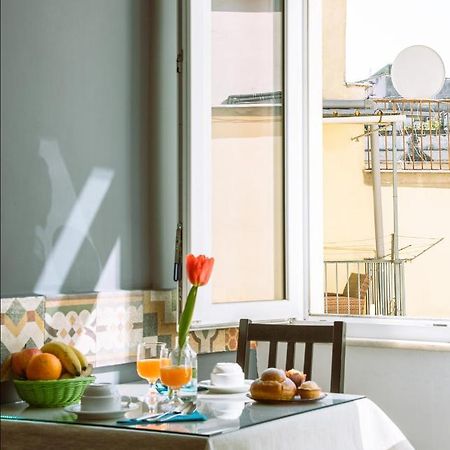 Carafa Suite B&B Napels Buitenkant foto