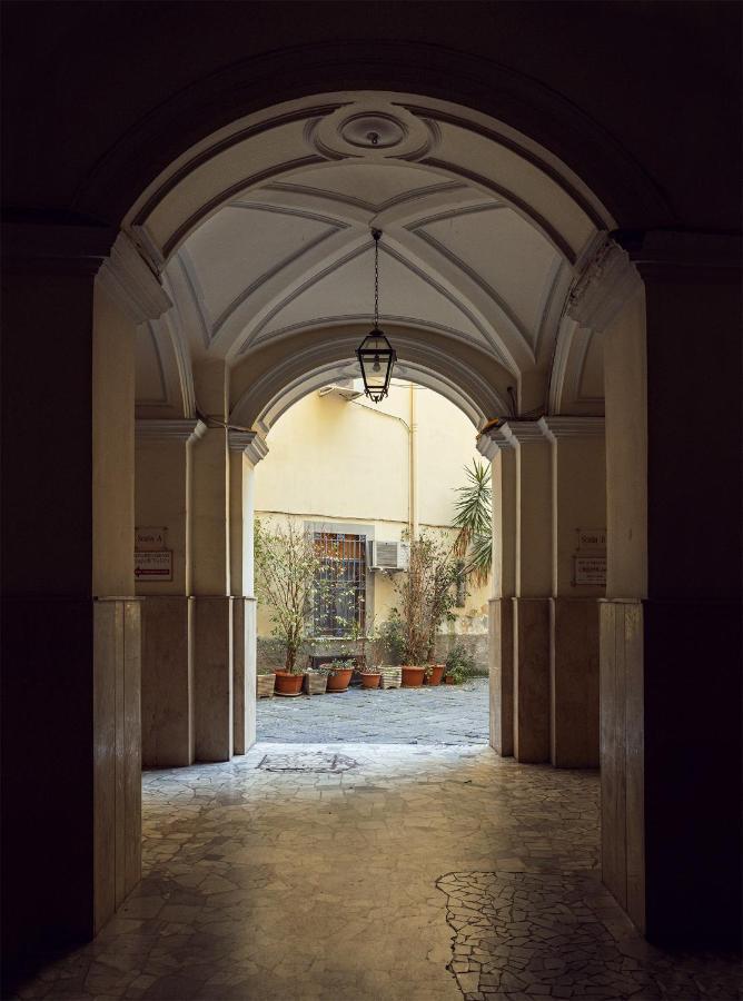 Carafa Suite B&B Napels Buitenkant foto