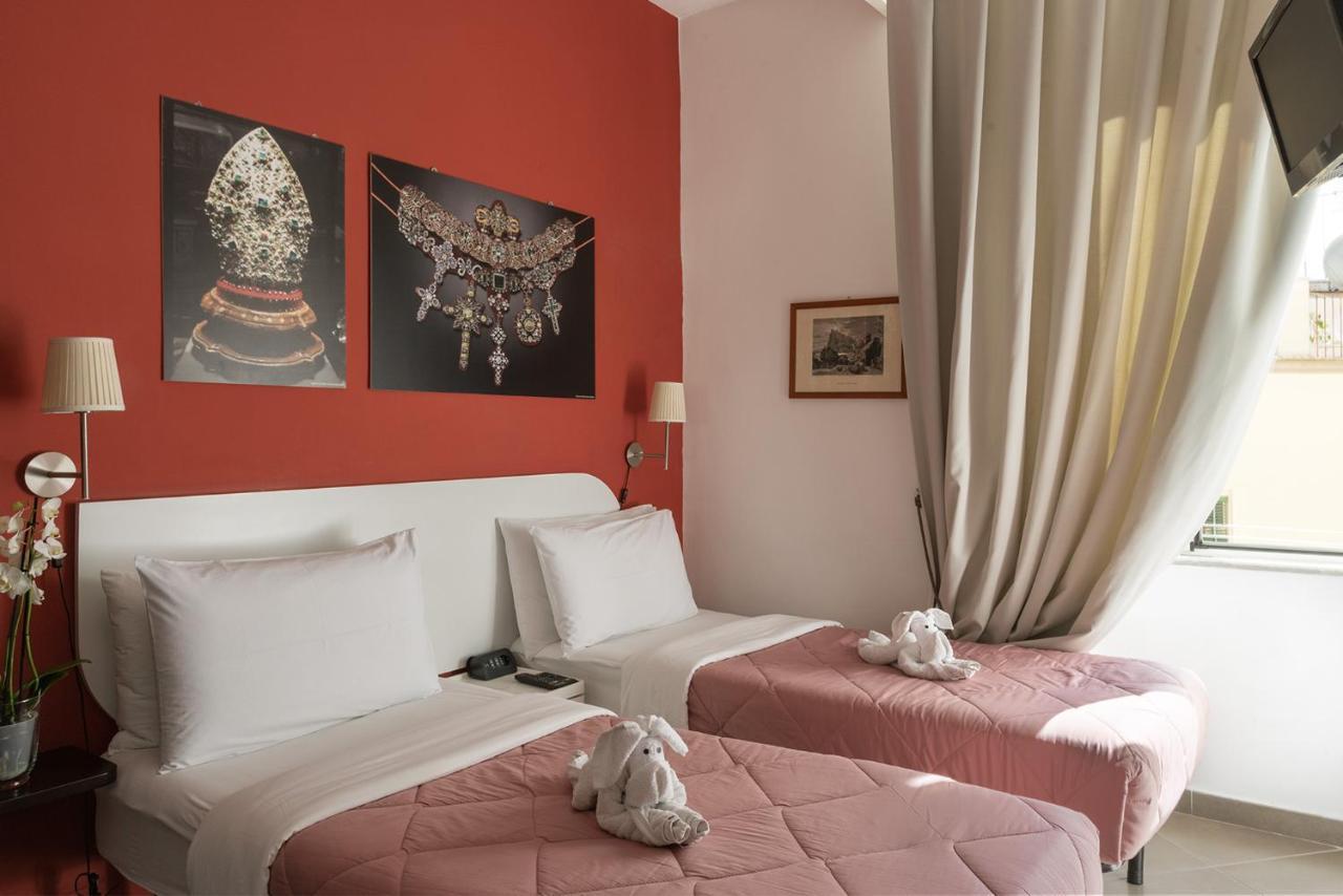 Carafa Suite B&B Napels Buitenkant foto